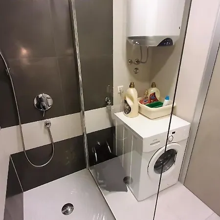 Apartamento Studio Fur 4 Personen Und 2 In Ois, Dalmatien Mitteldalmatien *