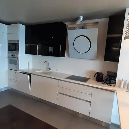 Studio Fur 4 Personen Und 2 In Ois, Dalmatien Mitteldalmatien Apartamento